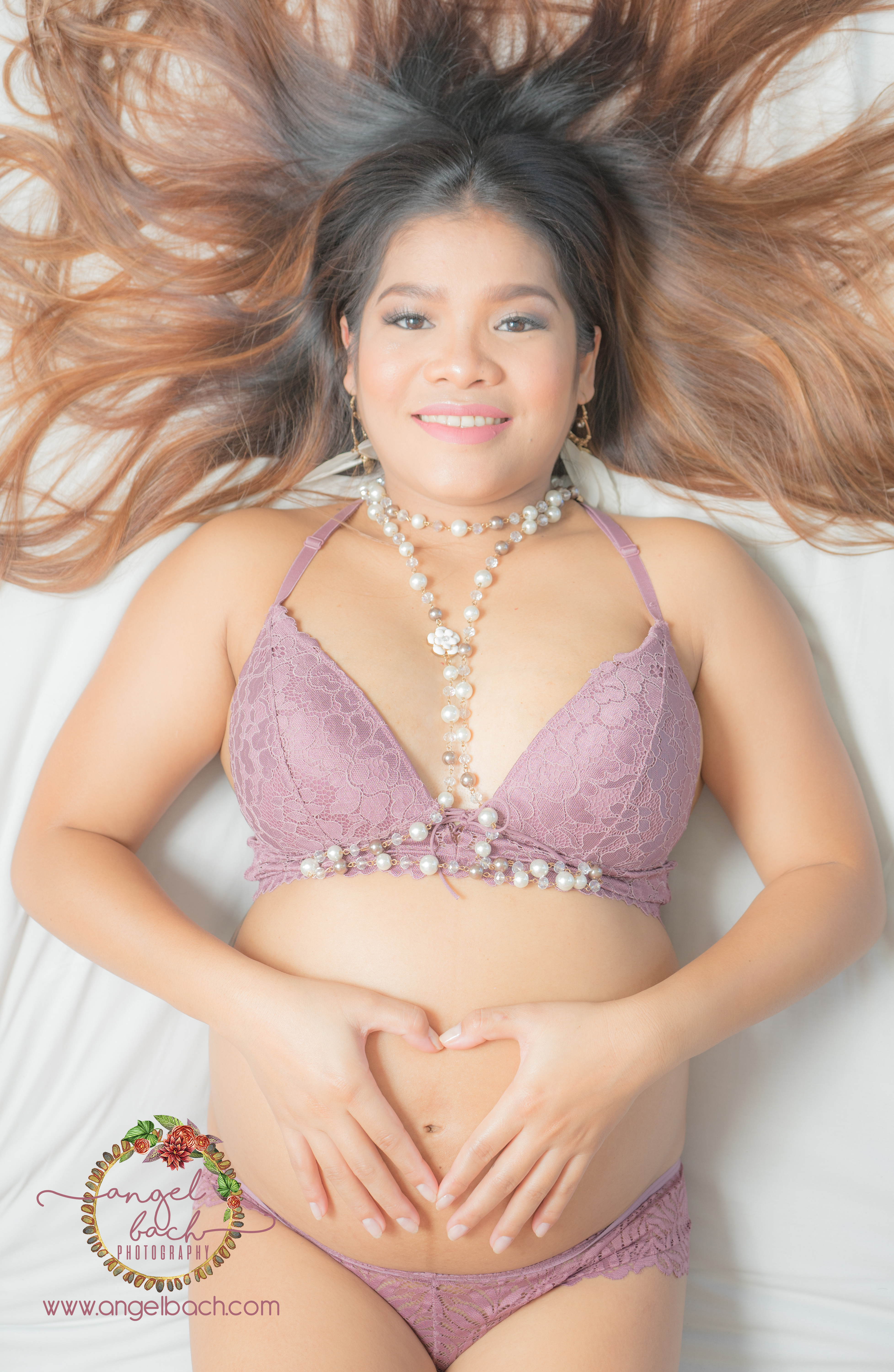 Intimate Maternity, Maternity Photoshoot, Pregnancy, 30 weeks pregnant, pinay mom, La Senza lingerie, Beautiful Pregnant, Photography, pregnancy glow