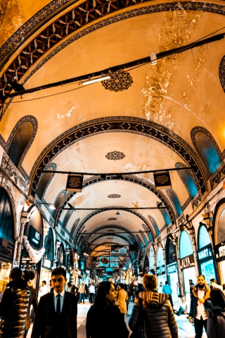 Grand Bazaar, Istanbul, What is inside Grand Bazaar, Stores in Grand Bazaar, Largest Market in the world