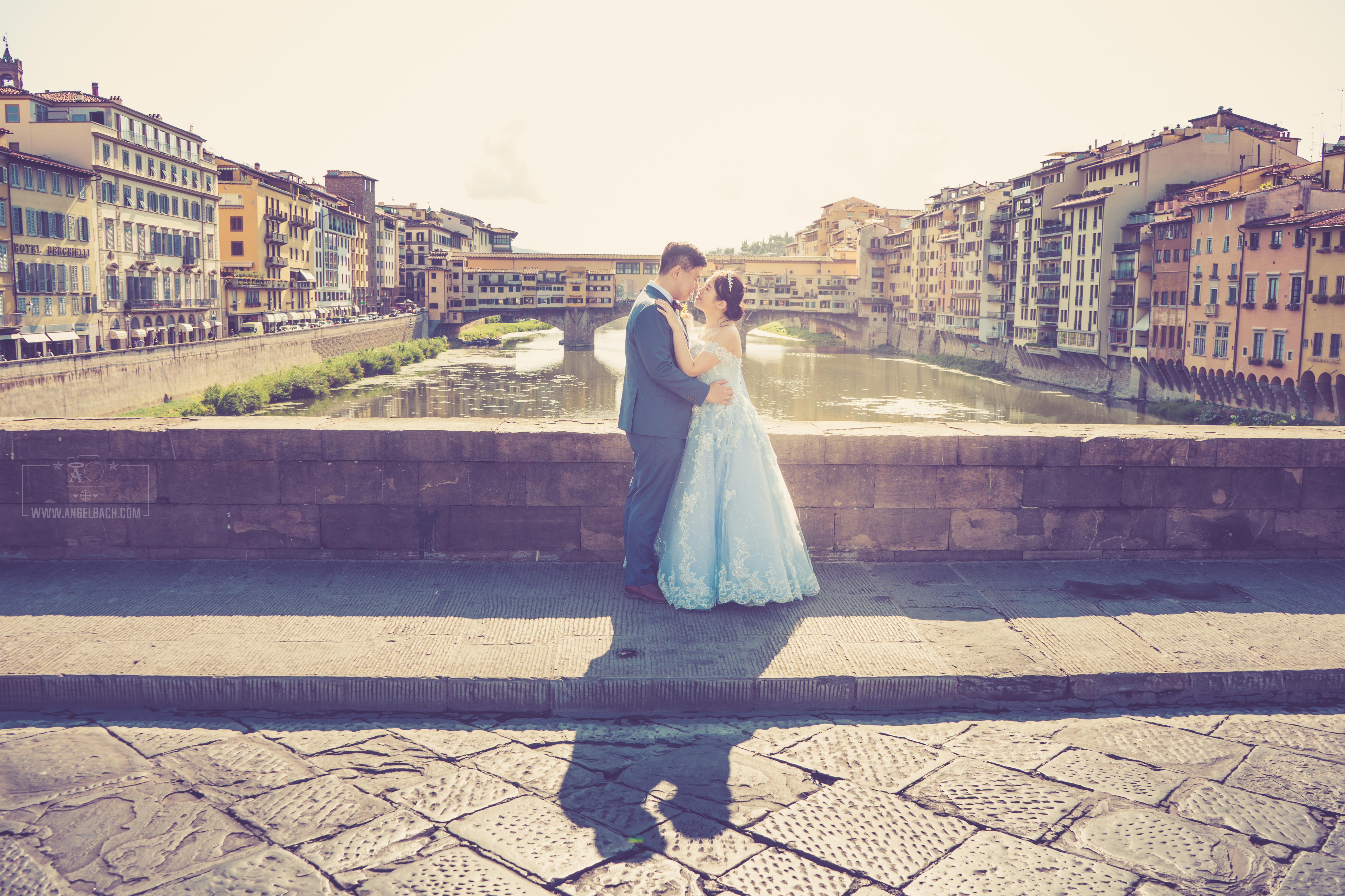 Night Photography, Long Exposure, Cityscape, Landscape,Florence, Bride, River, Tourist Attraction, Lights, Ancient place, Arno River, Tuscany, Ponte Vecchio, Italy, Wedding in Italy